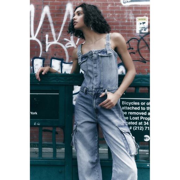 🩵TRF DENIM CARGO JUMPSUIT - Picture 9 of 10